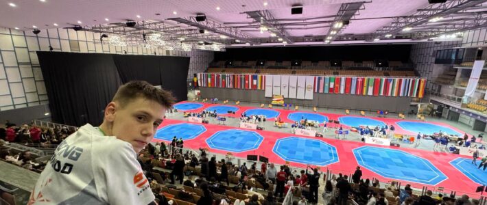 Leistungssportler Silas Anel-Fernandez zum Antritt des Weltranglistenturniers Austria Open in der Olympiahalle in Innsbruck Leistungssportler Silas Anel-Fernandez zum Antritt des Weltranglistenturniers Austria Open in der Olympiahalle in Innsbruck